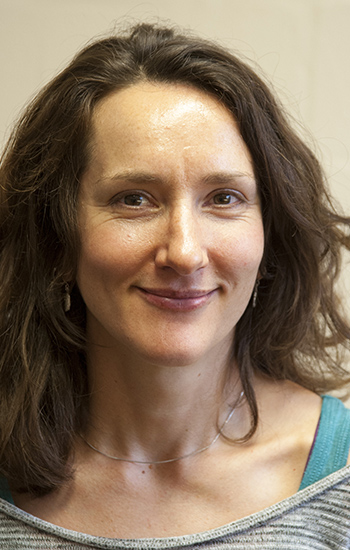 Dr Sarah Zylinski